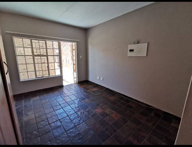 0 BEDROOM PROPERTY TO RENT IN DASSIE RAND